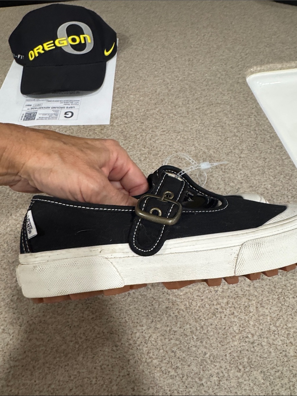 Vans - Picture 2 of 5